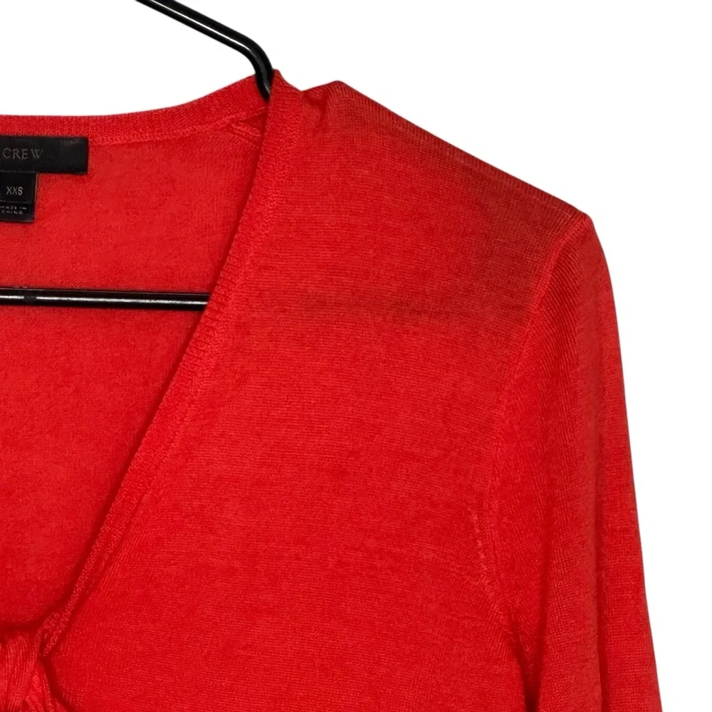 Women’s J Crew Size XXS Orange Merino Wool Lightweight Bow Front V-Neck Sweater